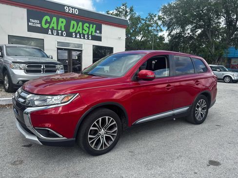Used 2016 Mitsubishi Outlander SE FWD image 1