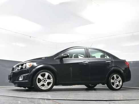 Used 2014 Chevrolet Sonic LTZ image 27