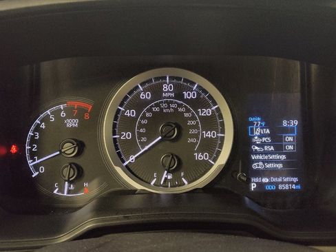 Used 2022 Toyota Corolla LE FWD image 23