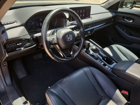 Used 2024 Honda Accord EX-L image 10