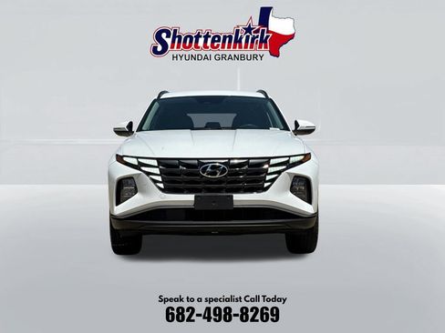 Used 2022 Hyundai Tucson SEL w/ Cargo Package AWD/4WD image 2