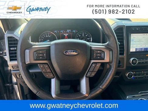 Used 2020 Ford Expedition XLT w/ Equipment Group 202A AWD/4WD image 16