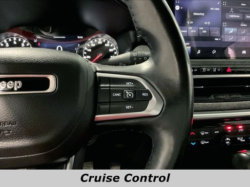 Used 2022 Jeep Compass Latitude w/ Convenience Group FWD image 11