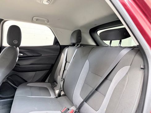 Used 2025 Chevrolet TrailBlazer LT AWD/4WD image 20
