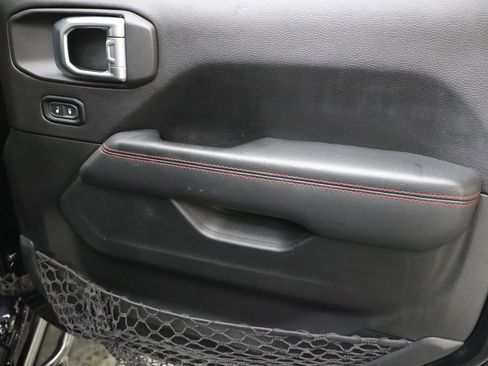 Used 2020 Jeep Gladiator Rubicon AWD/4WD image 12