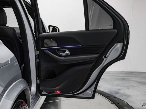 Used 2024 Mercedes-Benz GLE 450 4MATIC image 90