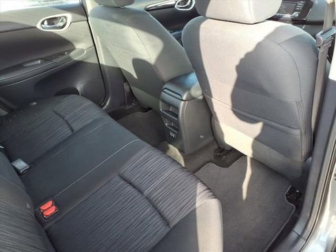 Used 2018 Nissan Sentra SV image 15