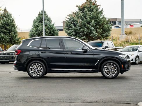 Used 2022 BMW X3 xDrive30i w/ Premium Package 2 image 4