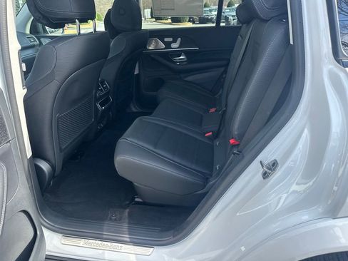 New 2026 Mercedes-Benz GLS 450 4MATIC image 23