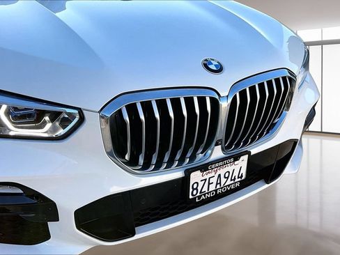 Used 2021 BMW X5 xDrive40i w/ M Sport Package AWD/4WD image 31