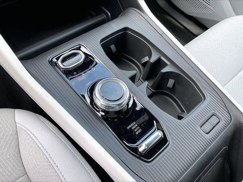 New 2026 Jeep Cherokee Laredo AWD/4WD image 28
