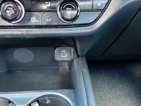 Used 2024 Honda HR-V Sport image 24