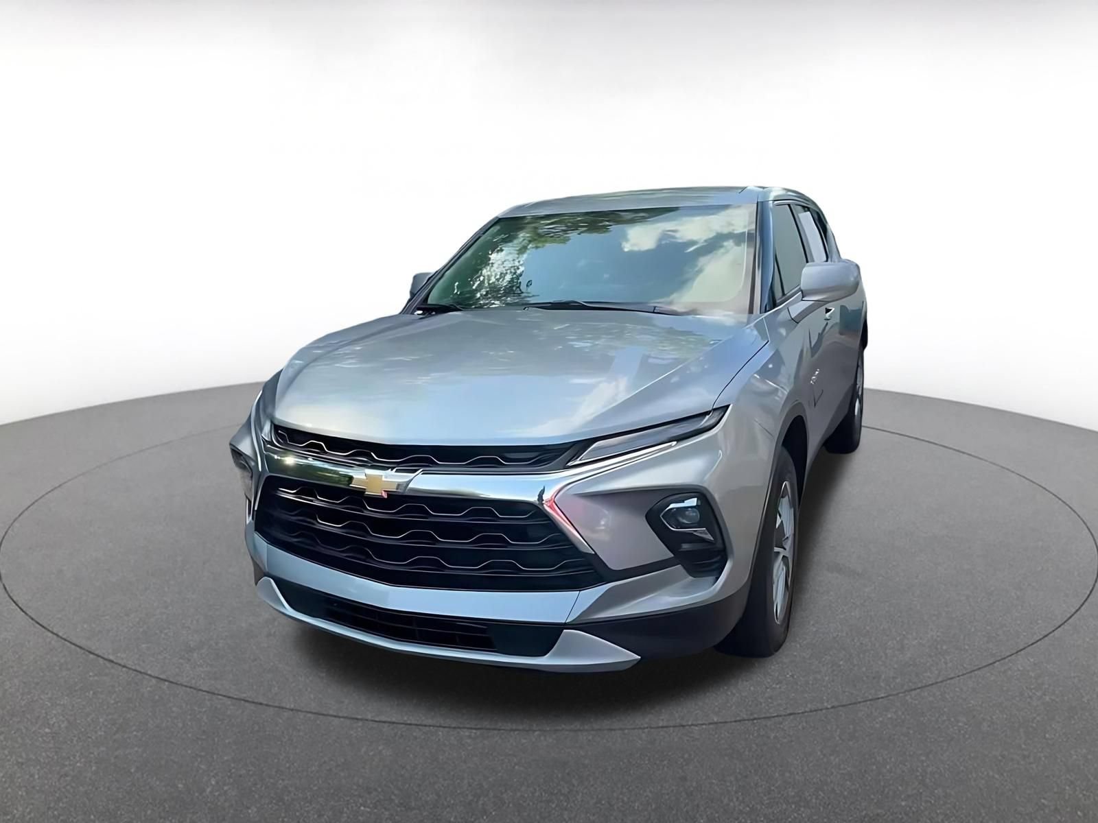 Used 2026 Chevrolet Blazer LT FWD image 6