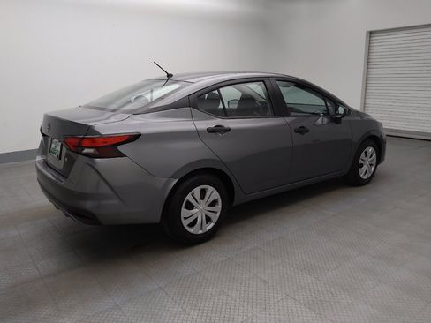 Used 2025 Nissan Versa S FWD image 10