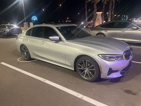 Used 2020 BMW 330i Sedan w/ Convenience Package image 3