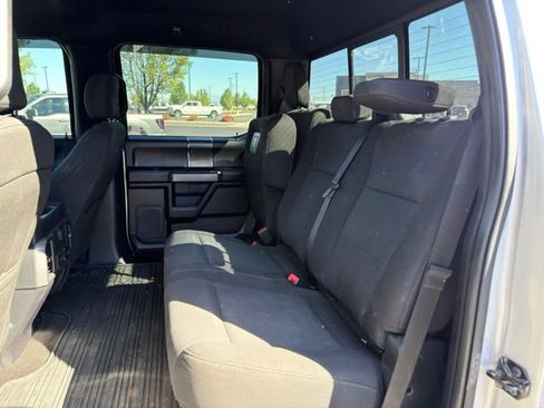 Used 2018 Ford F150 XLT w/ Equipment Group 302A Luxury AWD/4WD image 9
