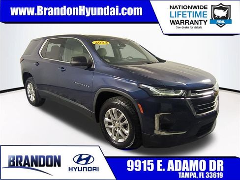 Used 2022 Chevrolet Traverse LS FWD image 1