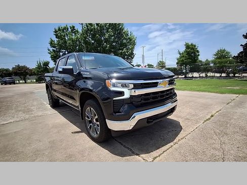 Used 2023 Chevrolet Silverado 1500 LT AWD/4WD image 33