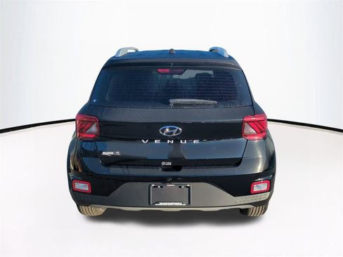 New 2026 Hyundai Venue SEL image 6
