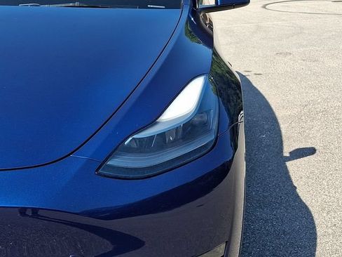 Used 2023 Tesla Model Y Long Range AWD/4WD image 11