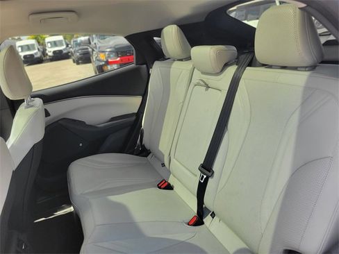Used 2021 Ford Mustang Mach-E Premium image 8