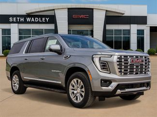 New 2025 GMC Yukon XL Denali video 1