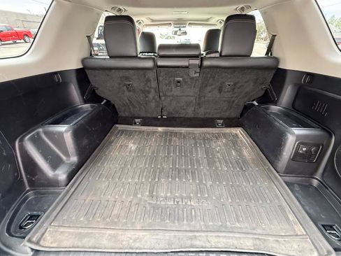 Used 2017 Toyota 4Runner Limited AWD/4WD image 22