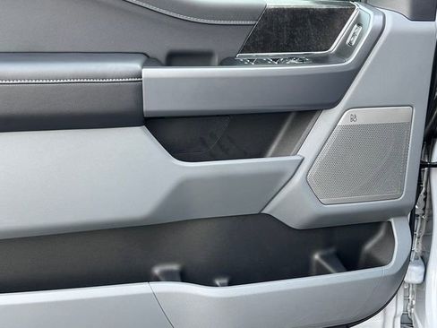 New 2025 Ford F150 Lightning Flash AWD/4WD image 19