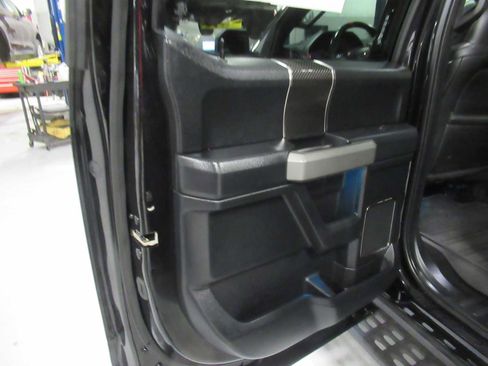 Used 2019 Ford F150 Raptor w/ Equipment Group 802A Luxury image 22