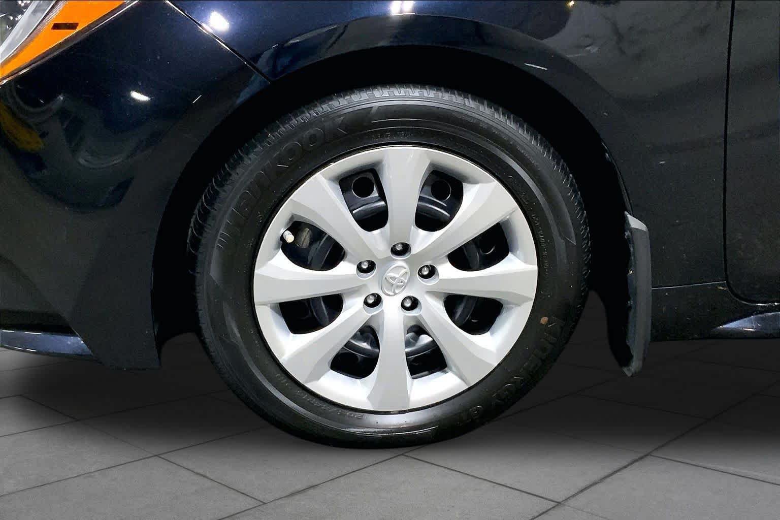 Certified 2024 Toyota Corolla LE FWD image 11