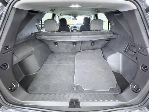 Used 2022 Chevrolet Equinox LT w/ Driver Convenience Package AWD/4WD image 17