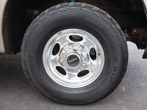 Used 2005 Ford Excursion Eddie Bauer AWD/4WD image 44