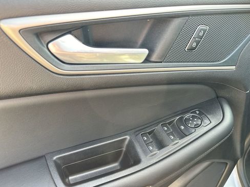 Used 2024 Ford Edge SEL image 13