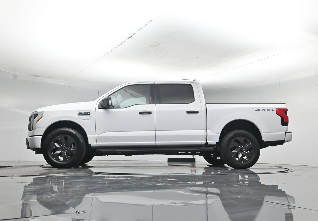 Certified 2024 Ford F150 Lightning XLT AWD/4WD image 55