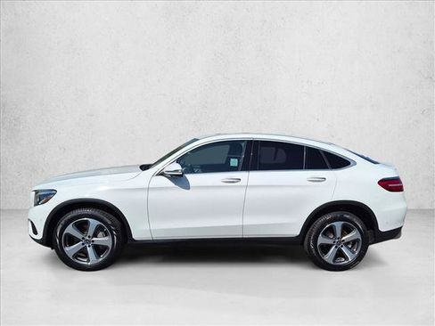 Used 2019 Mercedes-Benz GLC 300 4MATIC Coupe image 9