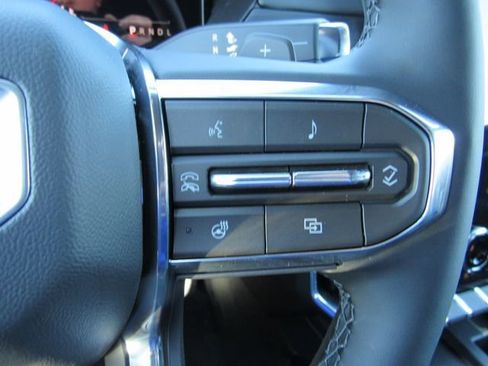 New 2026 GMC Acadia Elevation w/ Elevation Premium Package image 18