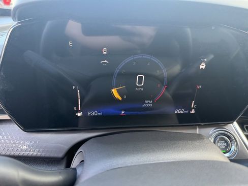 New 2025 Chevrolet Trax ACTIV w/ Sunroof Package image 27