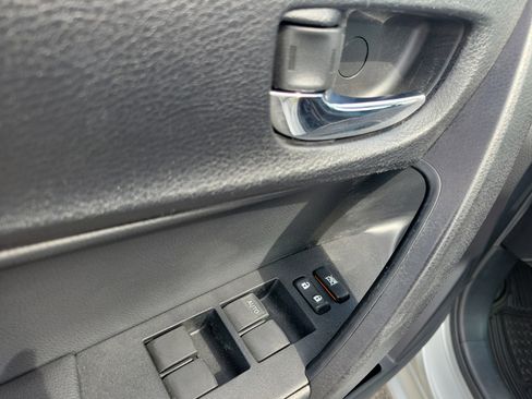 Used 2015 Toyota Corolla S w/ Driver Convenience Package image 21