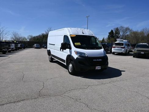 Used 2023 RAM ProMaster 2500 image 3