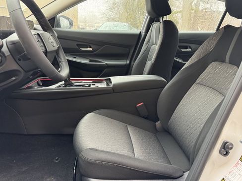 New 2026 Nissan Sentra SV w/ SV Convenience Package FWD image 21