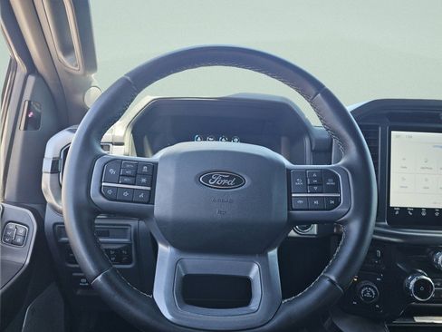 Used 2025 Ford F150 Lariat AWD/4WD image 32