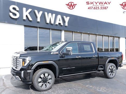 New 2026 GMC Sierra 2500 Denali w/ Technology Package AWD/4WD image 1