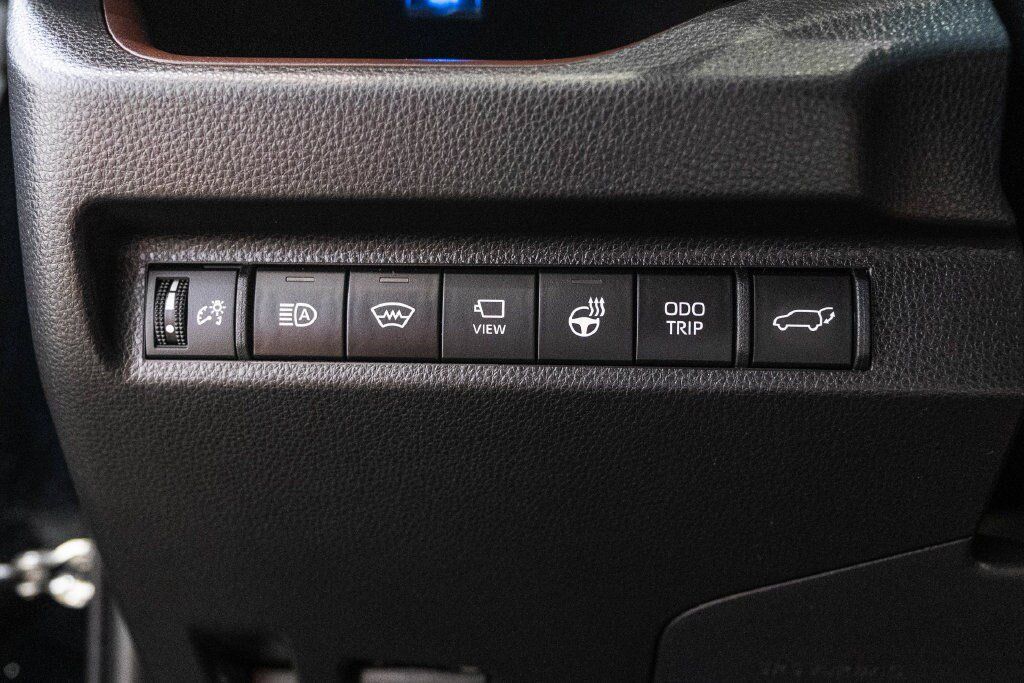 Used 2023 Toyota RAV4 Limited AWD/4WD image 24