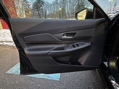 New 2026 Nissan Sentra SR w/ Floor Mat Package image 9