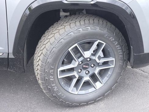New 2026 GMC Terrain AT4 w/ Convenience Package III AWD/4WD image 28