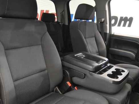 Used 2017 Chevrolet Silverado 1500 LT w/ All Star Edition AWD/4WD image 17