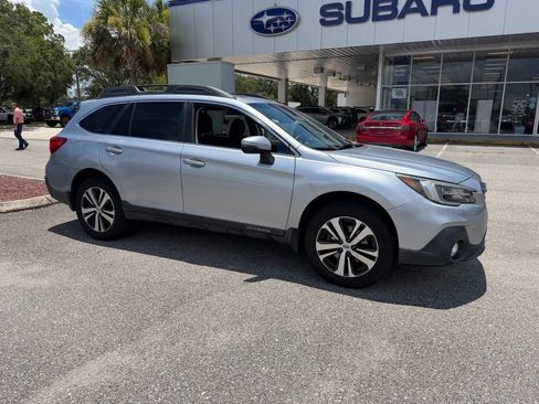 Used 2019 Subaru Outback 2.5i Limited w/ Popular Package #2 AWD/4WD image 1