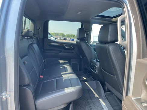Used 2023 Chevrolet Silverado 1500 LTZ w/ LTZ Premium Package AWD/4WD image 28