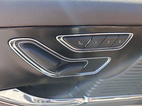 Used 2021 Lincoln Corsair FWD image 20