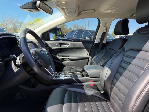 Used 2020 Ford Edge SEL image 14